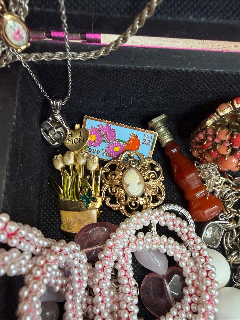 Ultimate mom jewelry box and jewelry - Pink, Turquoise, Coral - with box - Picture 2 of 11